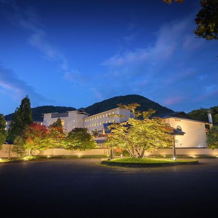 Iizaka Onsen Surikamitei Ohtori Hotel Fukushima  Bagian luar foto