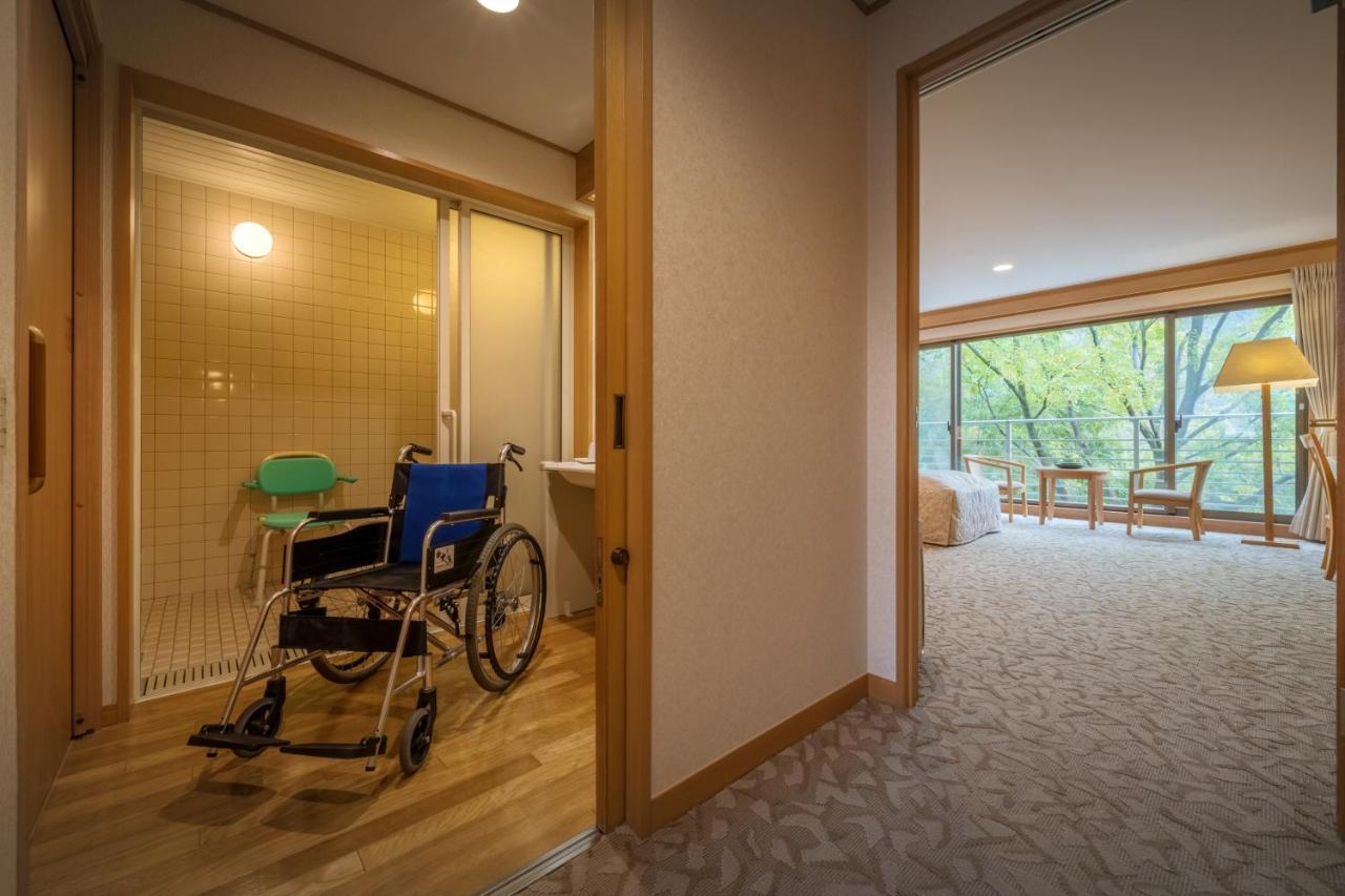 Iizaka Onsen Surikamitei Ohtori Hotel Fukushima  Bagian luar foto