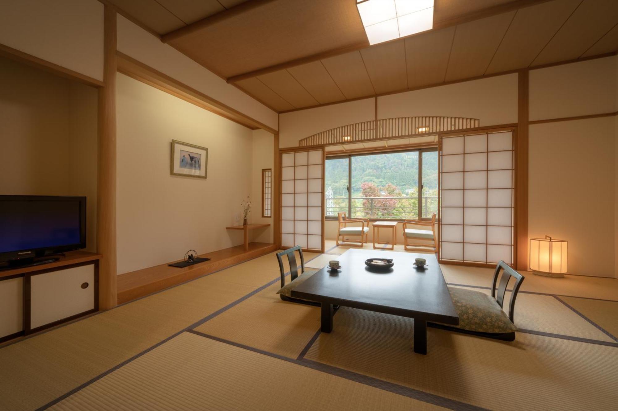 Iizaka Onsen Surikamitei Ohtori Hotel Fukushima  Bagian luar foto