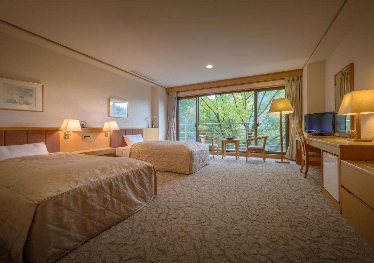 Iizaka Onsen Surikamitei Ohtori Hotel Fukushima  Bagian luar foto